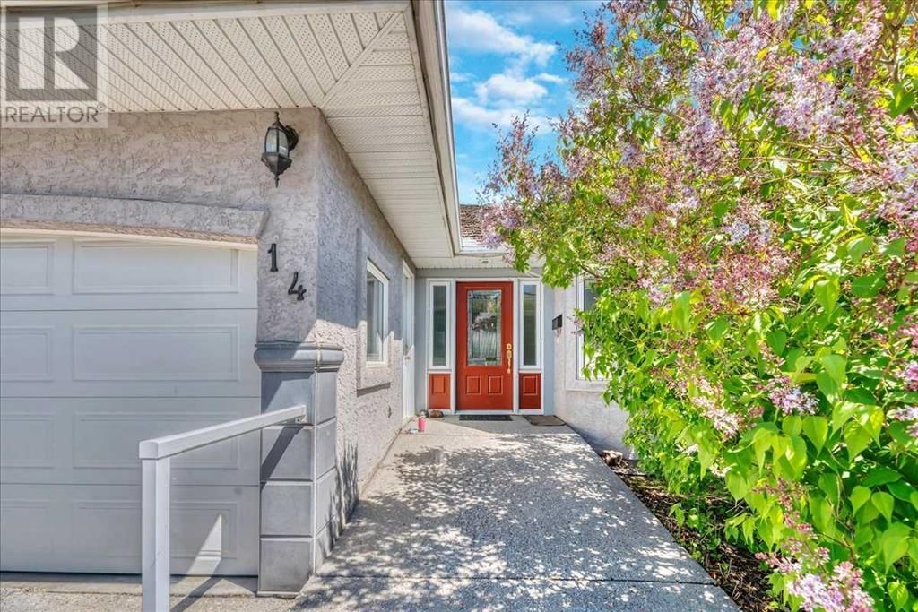 14 GRANDE POINT ESTATES Image 6