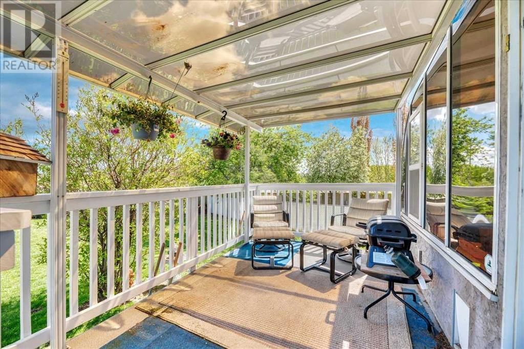 14 GRANDE POINT ESTATES Image 7