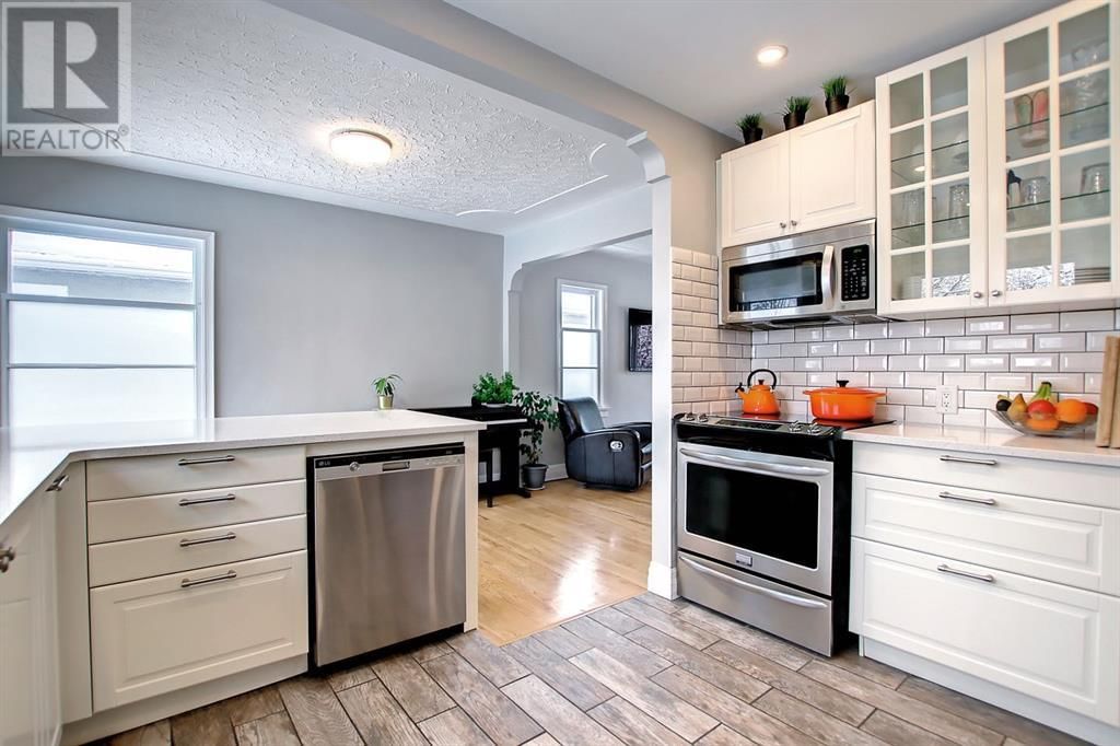 3234 14 STREET SOUTHWEST Image 11