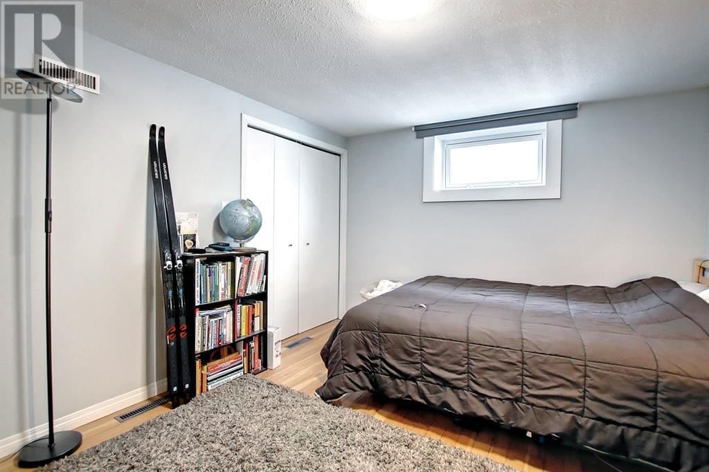 3234 14 STREET SOUTHWEST Image 30