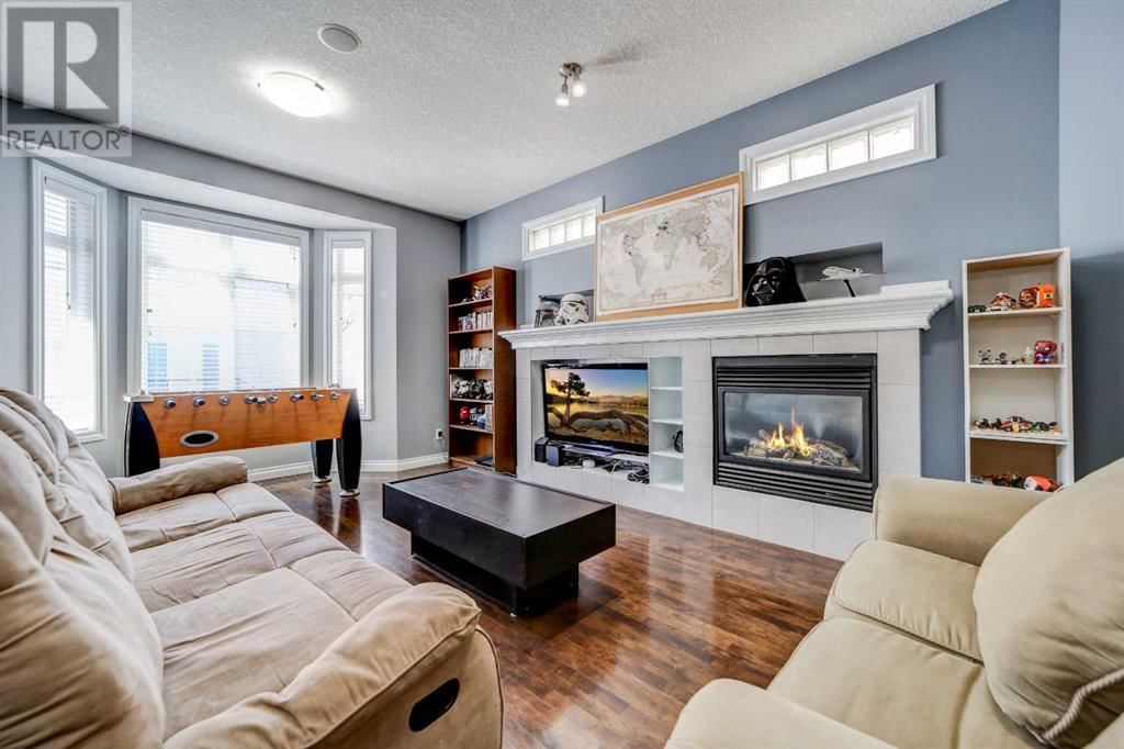 221 17 AVENUE NORTHEAST Image 15