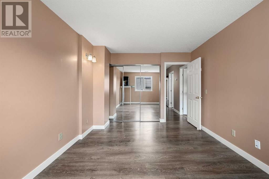 1540 29 STREET NORTHWEST Image 8