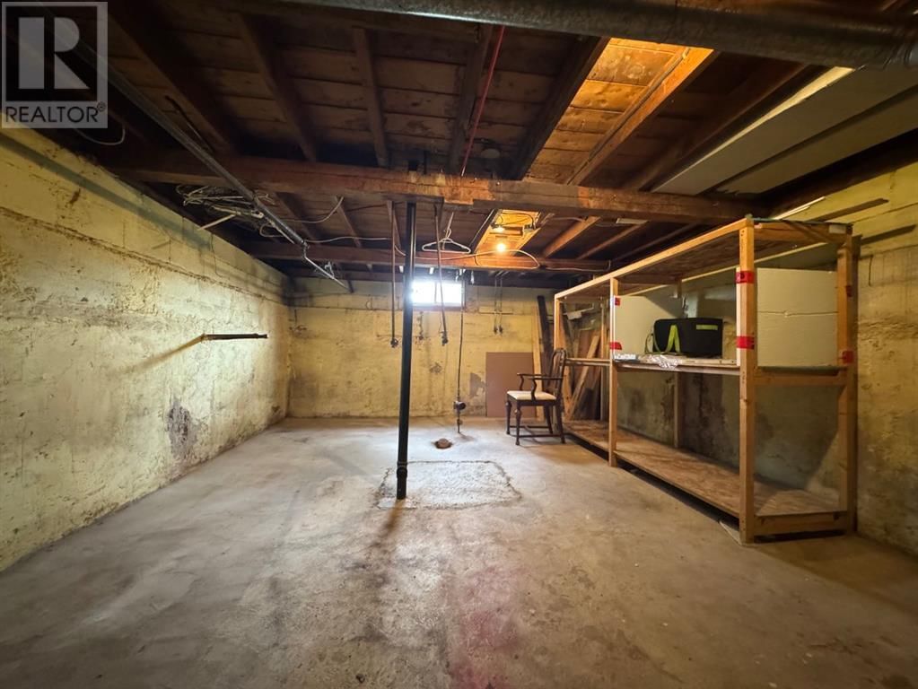 5420 48 AVENUE Image 31