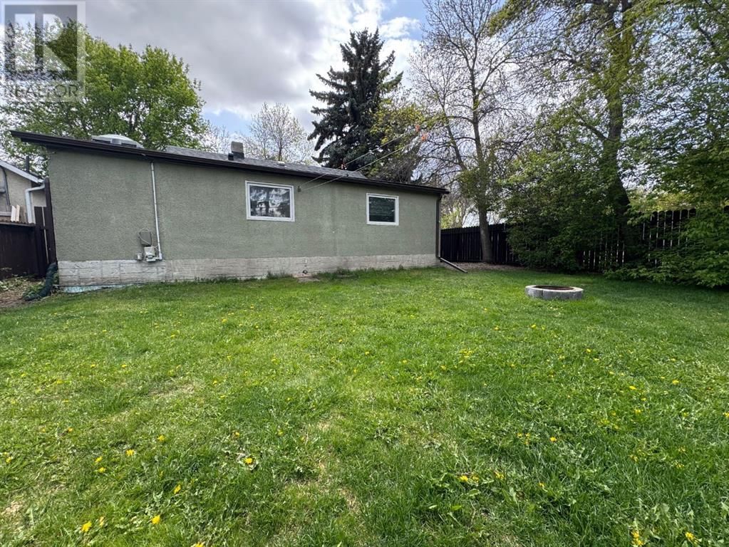 5420 48 AVENUE Image 36