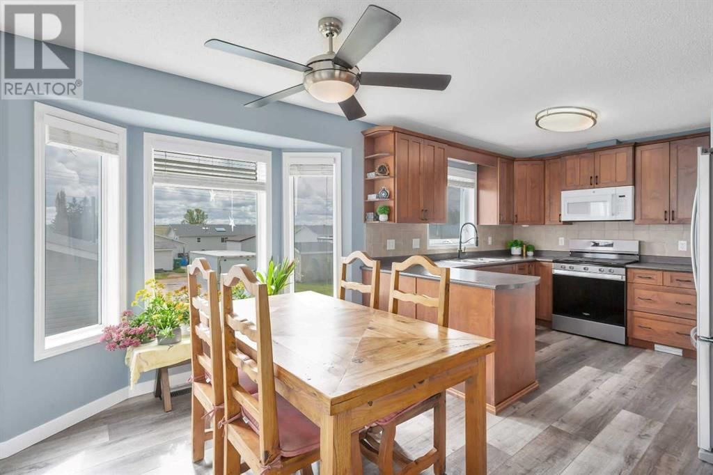 336 5 AVENUE SOUTH Image 12