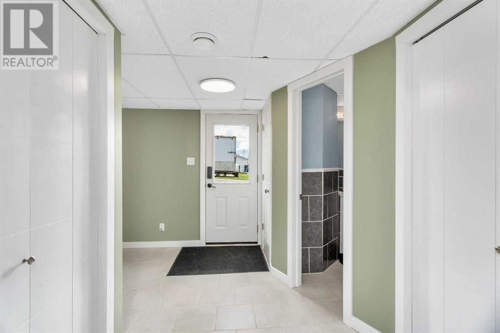 336 5 AVENUE SOUTH Image 32