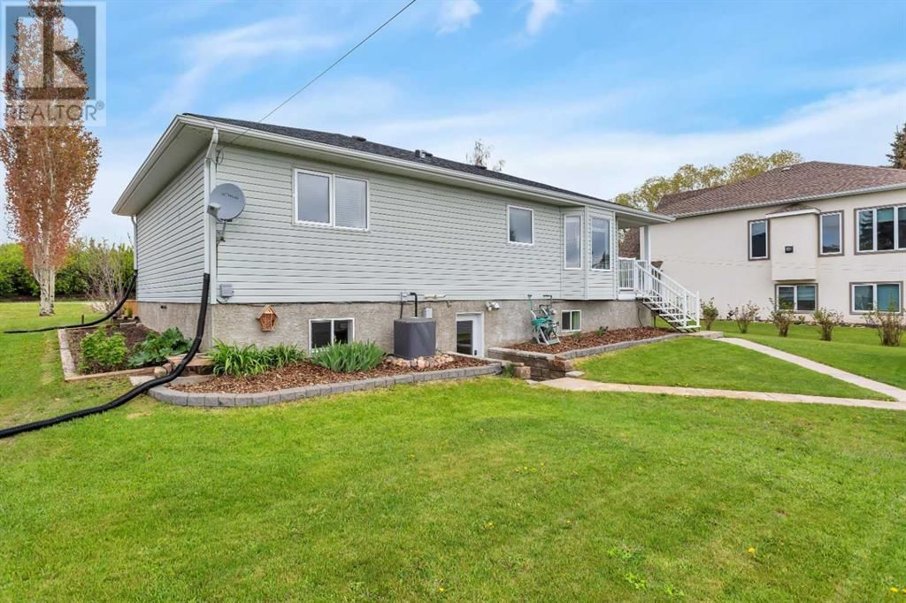 336 5 AVENUE SOUTH Image 38