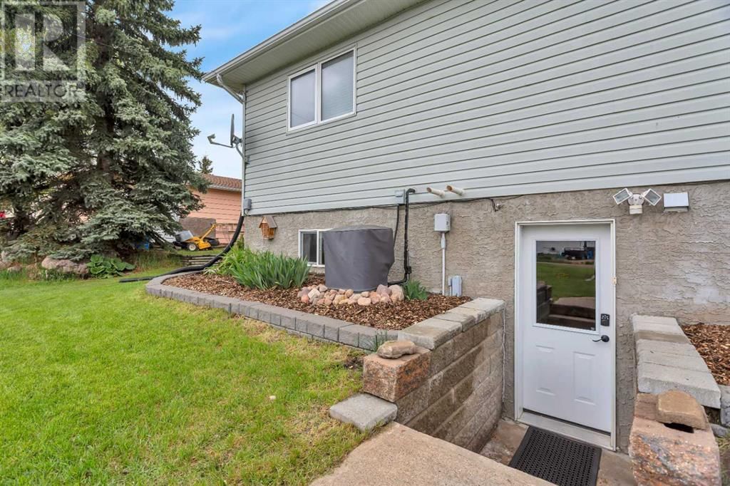 336 5 AVENUE SOUTH Image 42