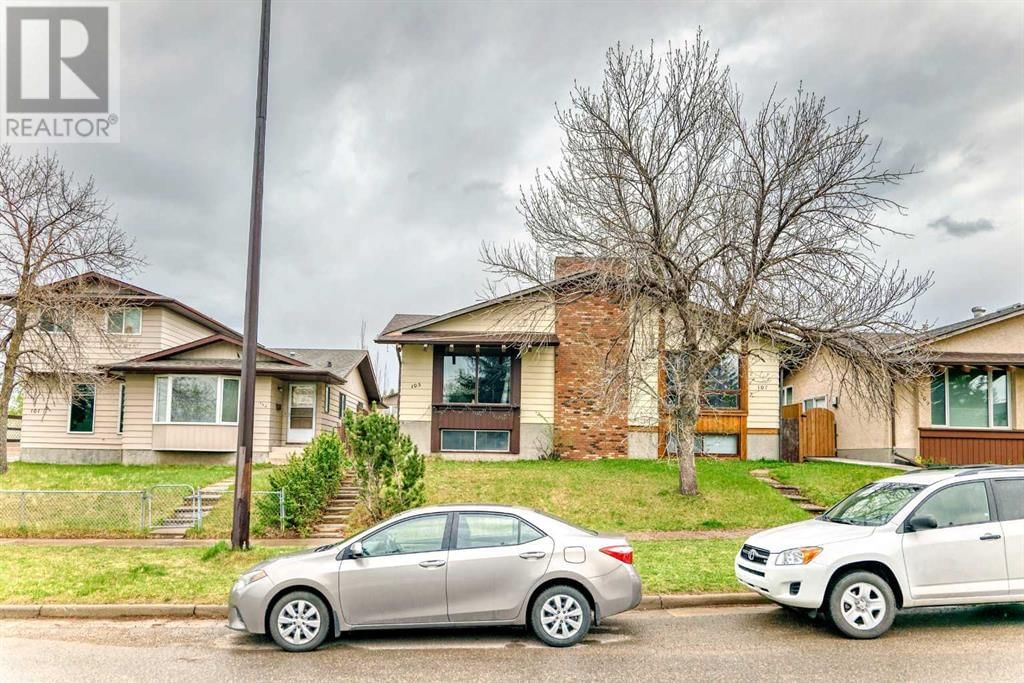 105 BERWICK DRIVE NORTHWEST Image 44