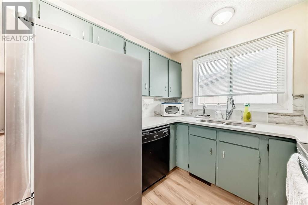 105 BERWICK DRIVE NORTHWEST Image 6