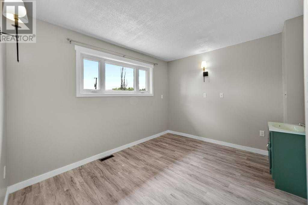 50131 200 RANGE Image 23