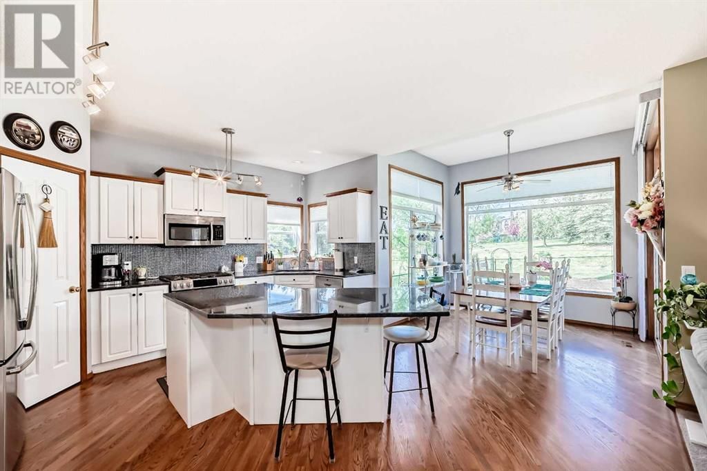 126 GLENEAGLES TERRACE Image 9
