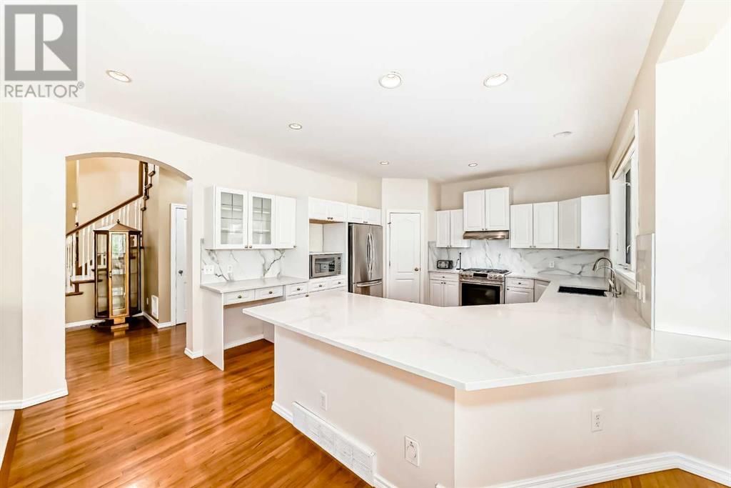 327 DISCOVERY PLACE SOUTHWEST Image 12
