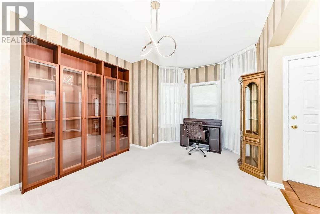 327 DISCOVERY PLACE SOUTHWEST Image 7