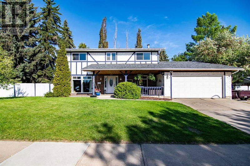 27 Munro Crescent Red Deer, Alberta