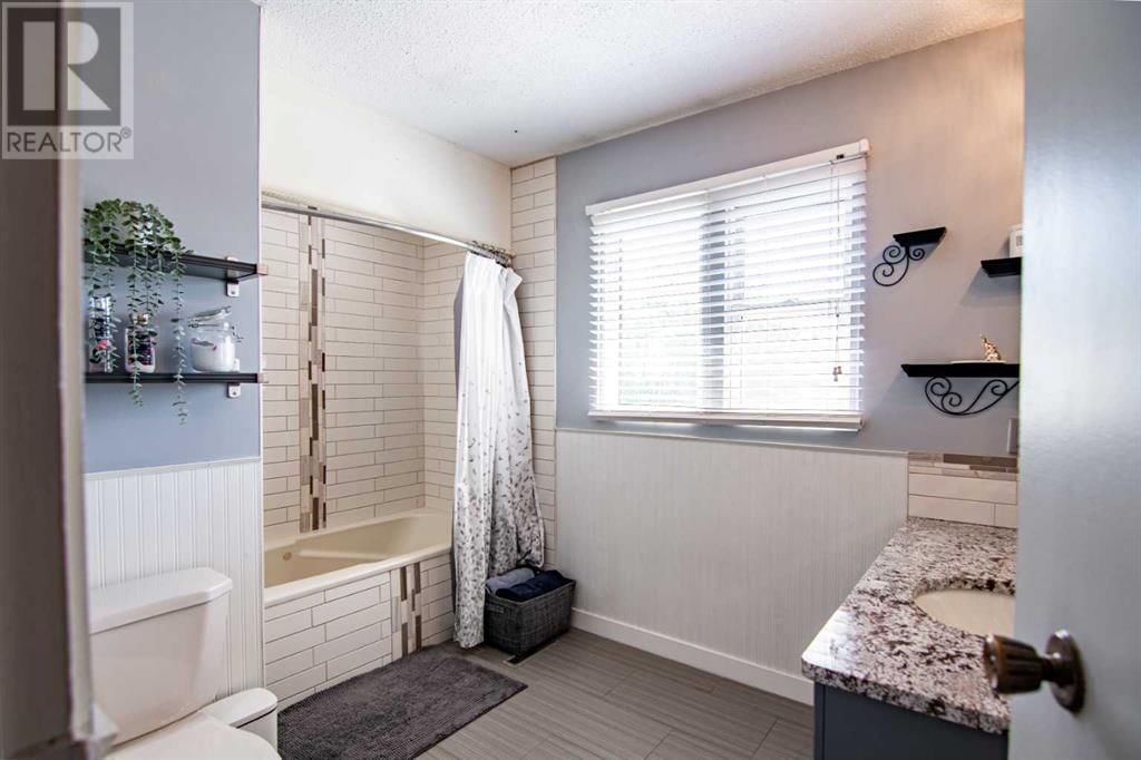 27 MUNRO CRESCENT Image 27