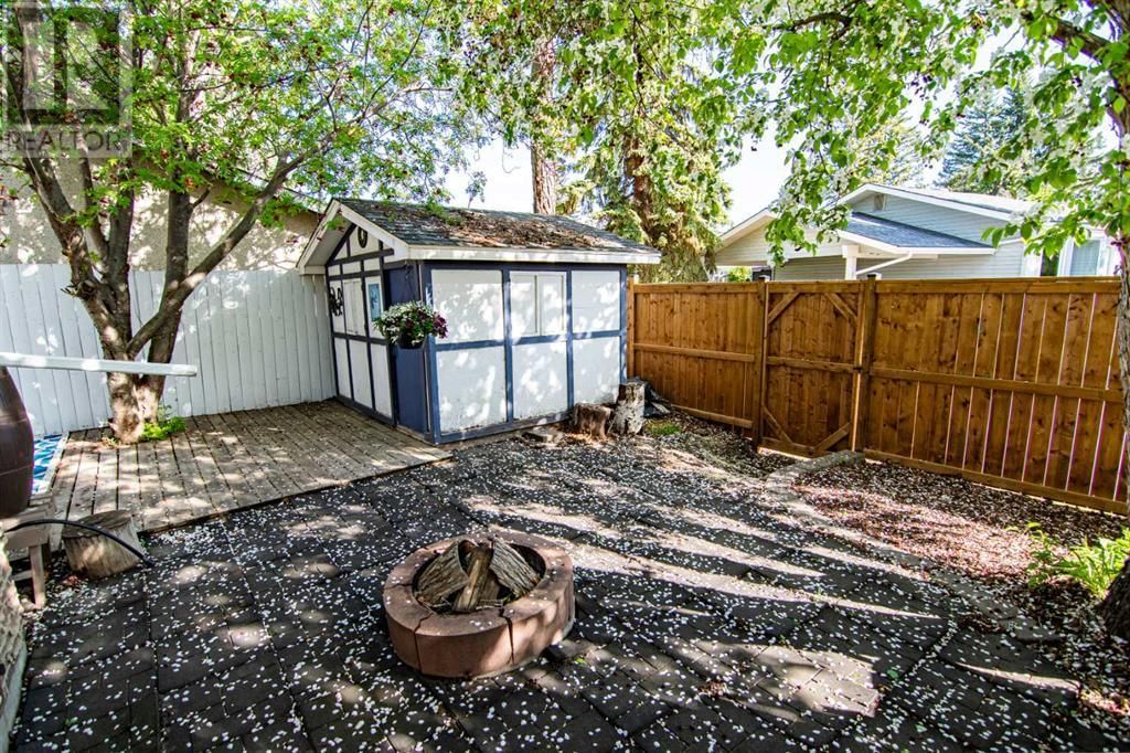 27 MUNRO CRESCENT Image 44