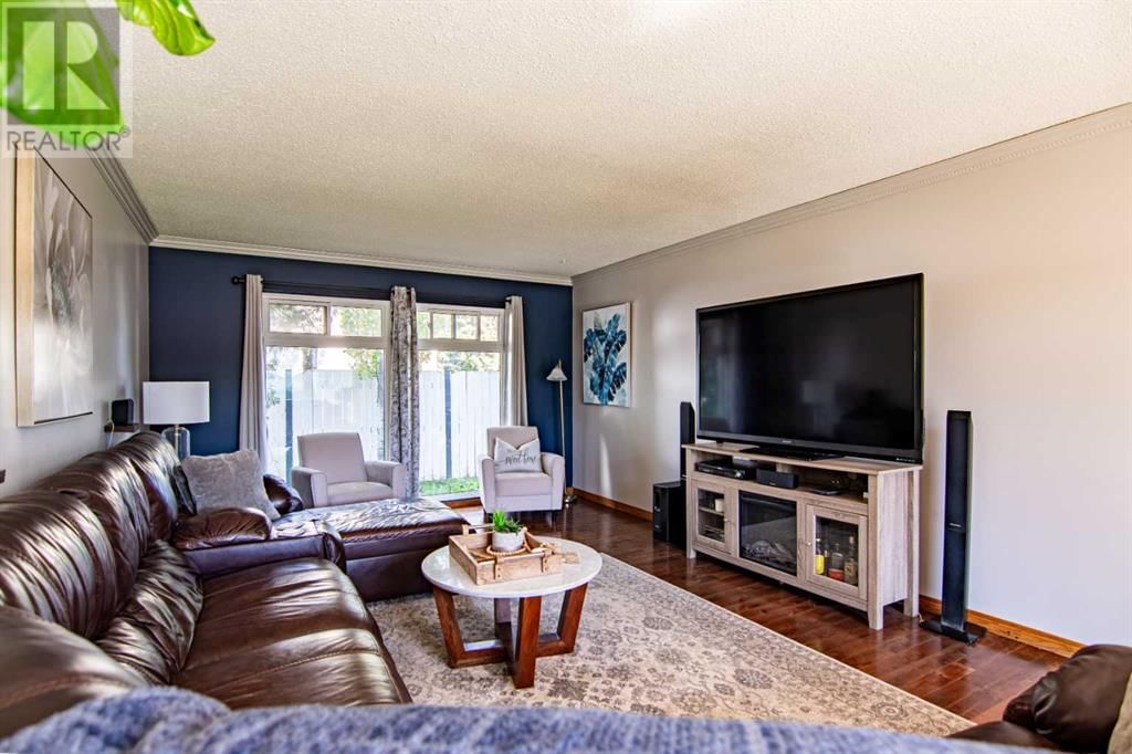 27 MUNRO CRESCENT Image 5