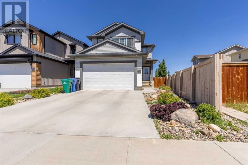 614 Moonlight Lane West Lethbridge, Alberta