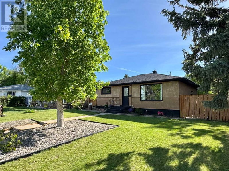 223 27 Street South Lethbridge, Alberta