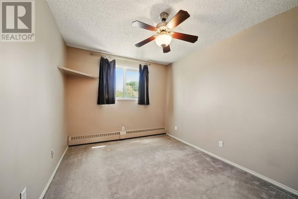 4415 48 AVENUE Image 10
