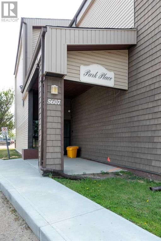 5607 31 STREET Image 23