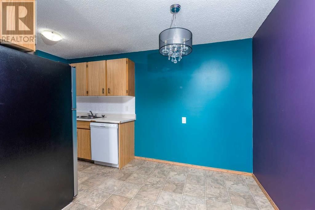 5607 31 STREET Image 8