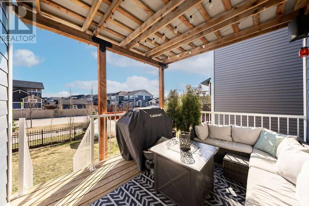 7 SUNDOWN CRESCENT Image 15
