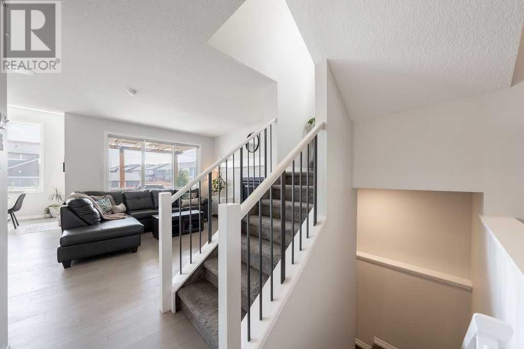 7 SUNDOWN CRESCENT Image 19