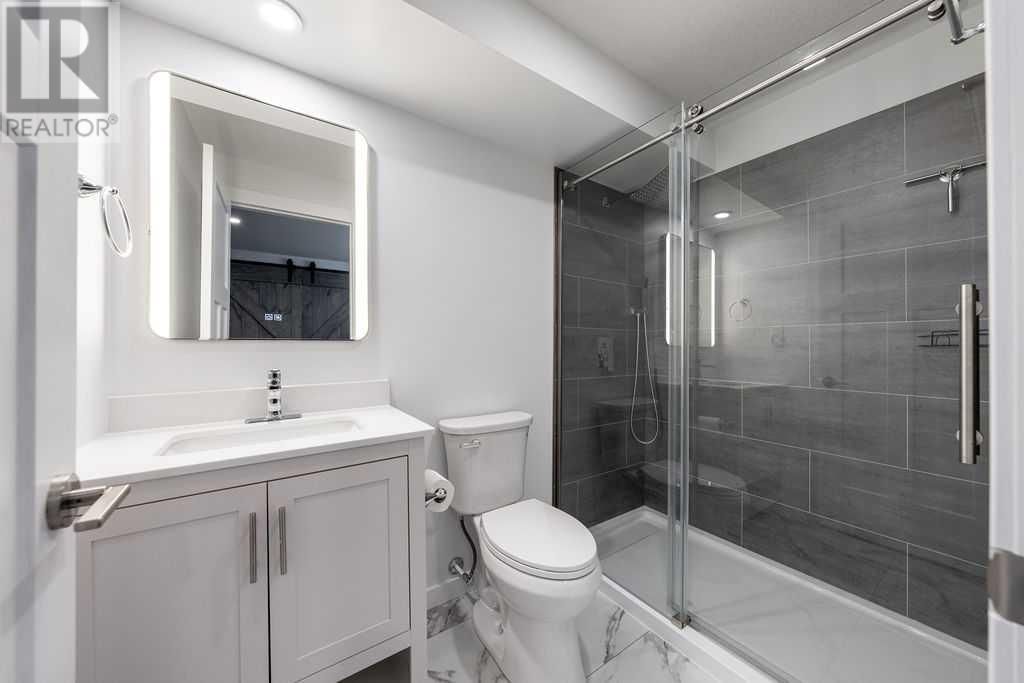 7 SUNDOWN CRESCENT Image 41