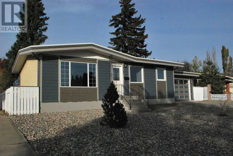 2723 8a Avenue North Lethbridge, Alberta