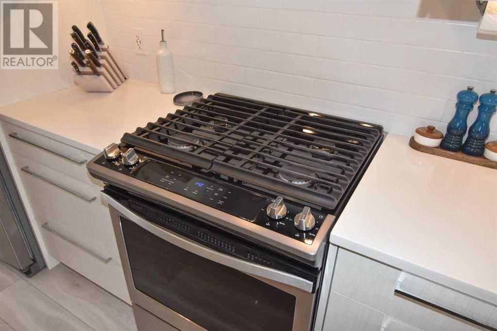 828 WEST LAKEVIEW DRIVE Image 14