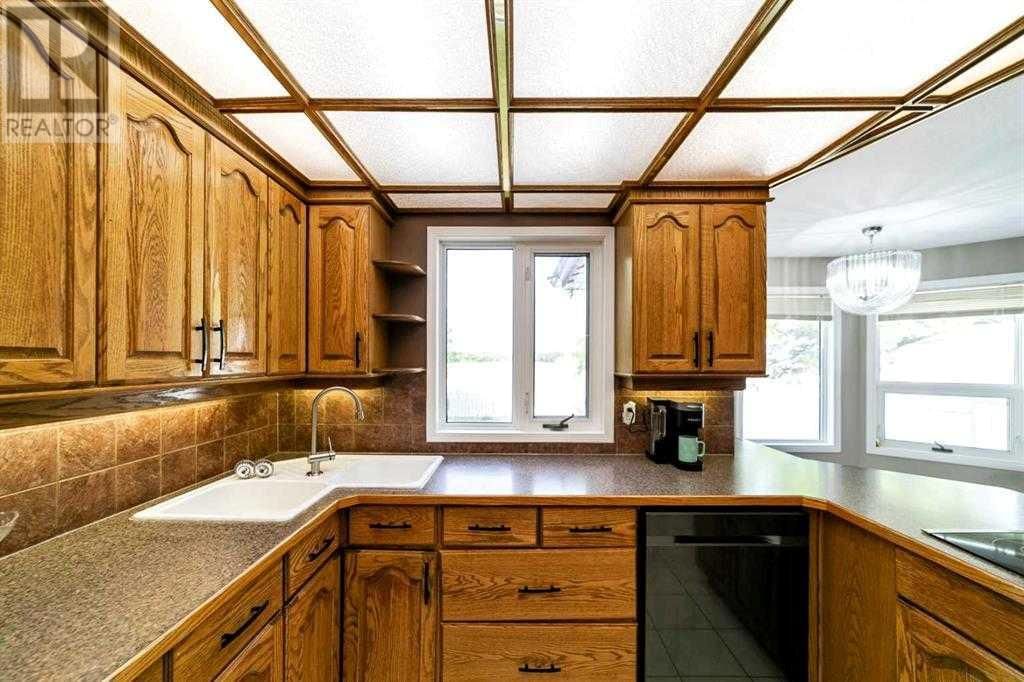 4304 75 STREET Image 10
