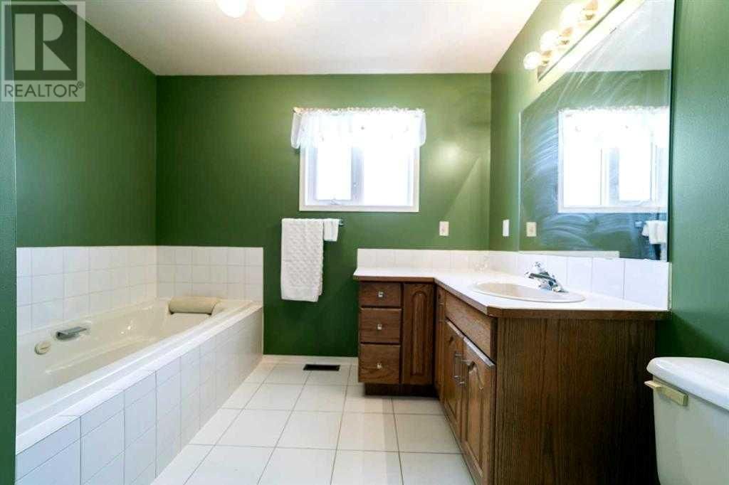 4304 75 STREET Image 26