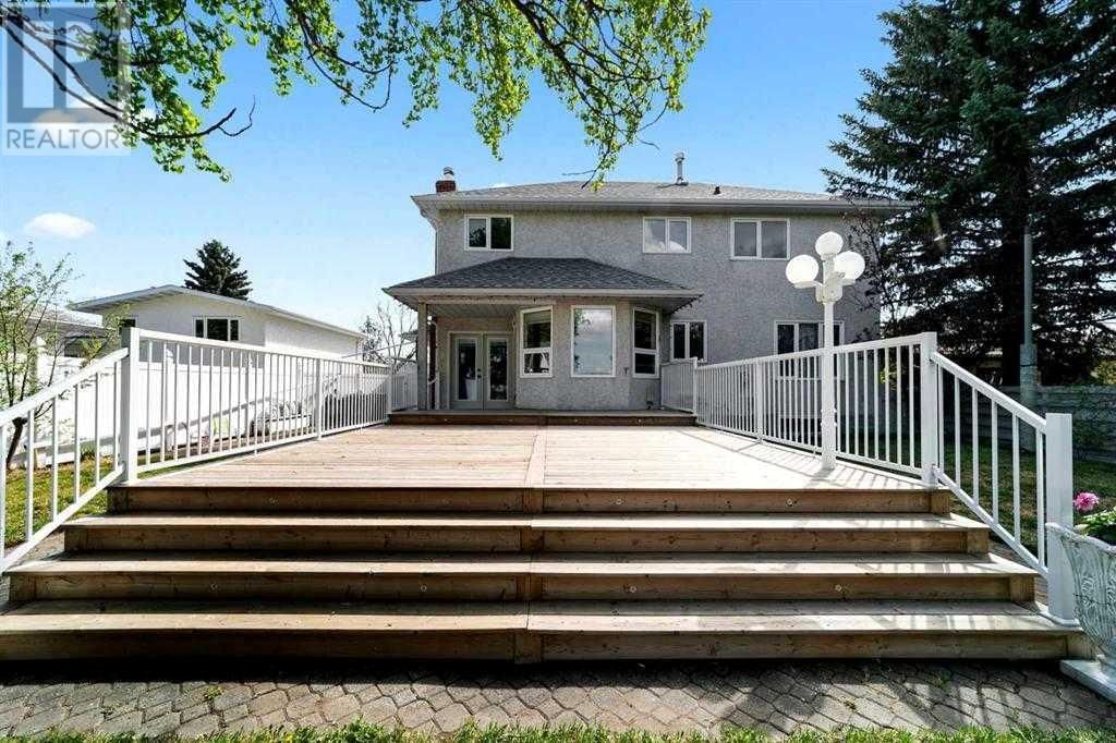 4304 75 STREET Image 4