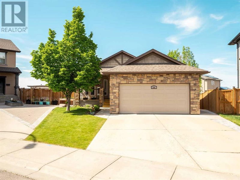 656 Florence Ho Leong Crescent North Lethbridge, Alberta