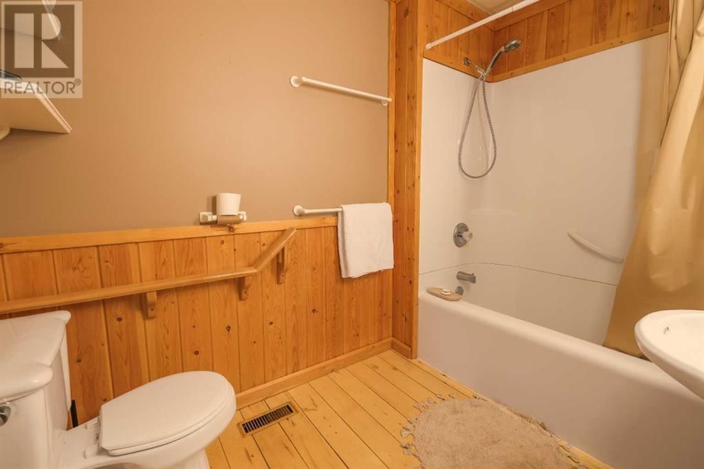 381 ROCKY MTN. HOUSE Image 39