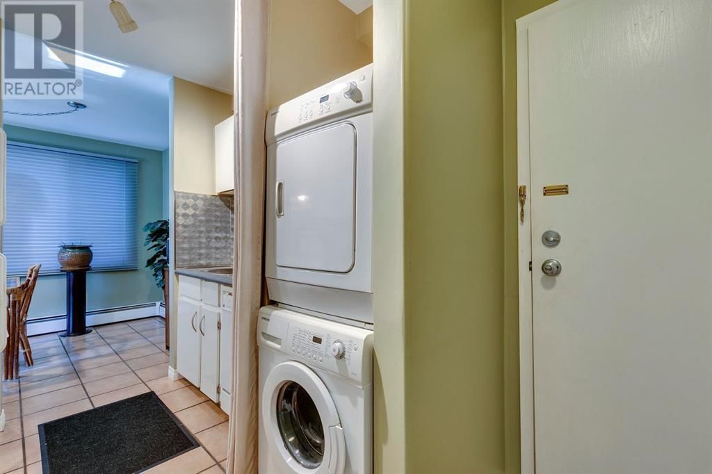2414 14A STREET SOUTHWEST Image 11