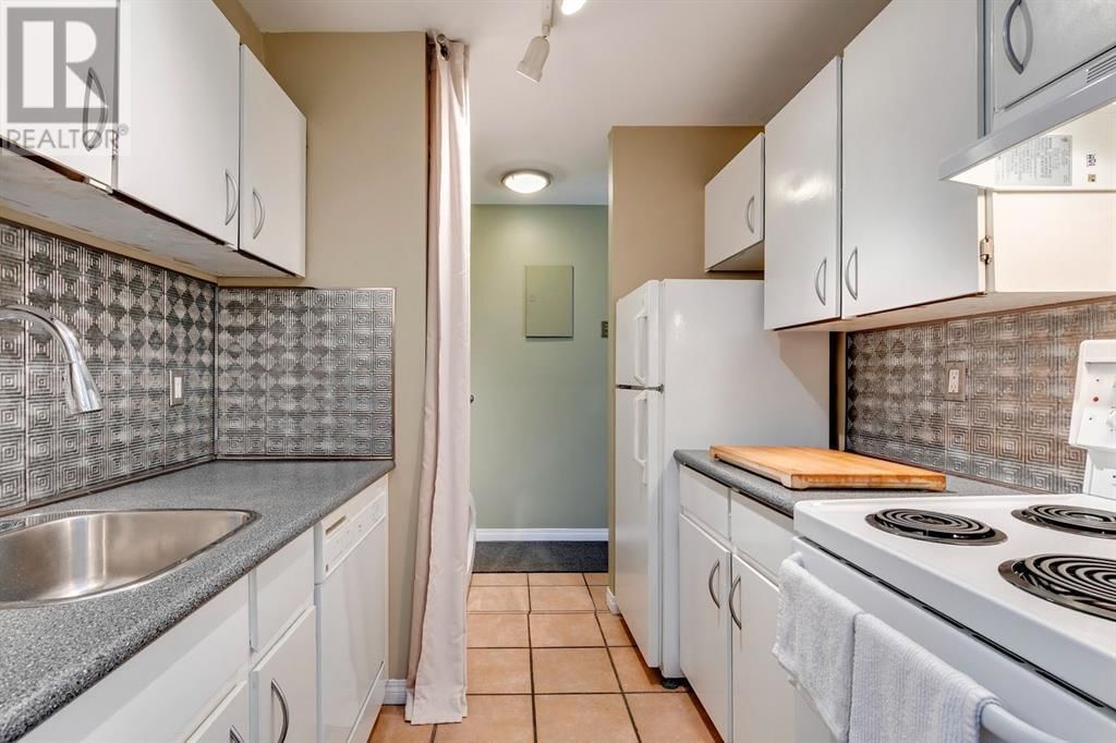 2414 14A STREET SOUTHWEST Image 5