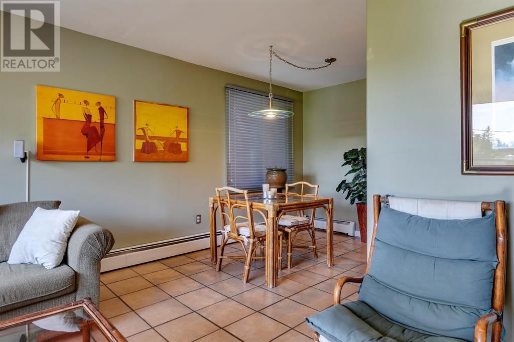 2414 14A STREET SOUTHWEST Image 8