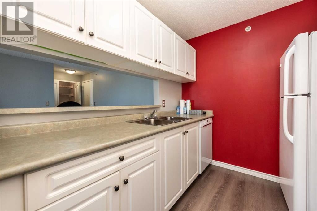 6224 17 AVENUE SOUTHEAST Image 14