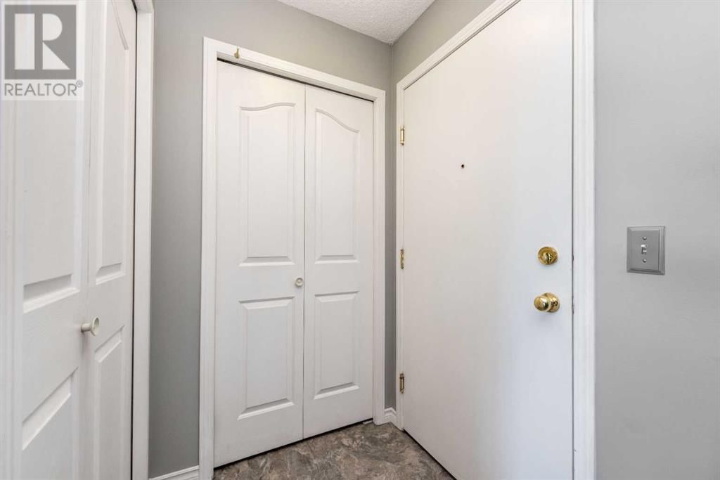 6224 17 AVENUE SOUTHEAST Image 7