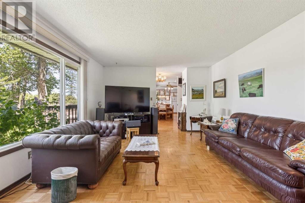 530027 56 STREET EAST Image 18