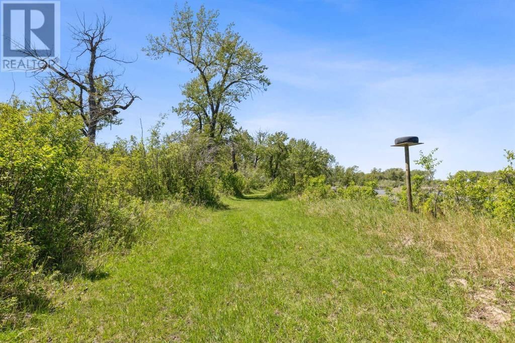 530027 56 STREET EAST Image 42