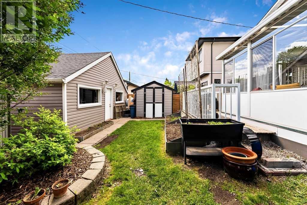 439 15 AVENUE NORTHEAST Image 38