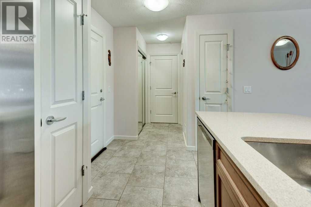 310 MCKENZIE TOWNE GATE SOUTHEAST Image 15