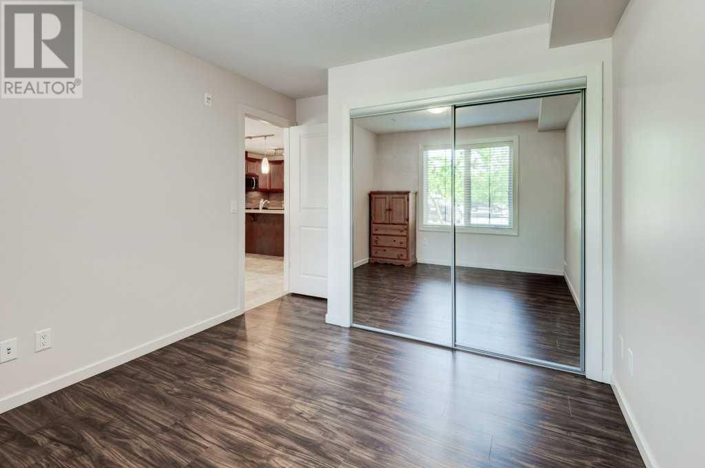 310 MCKENZIE TOWNE GATE SOUTHEAST Image 26
