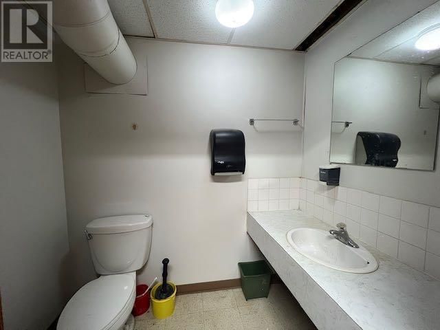 1009 1 AVENUE Image 11