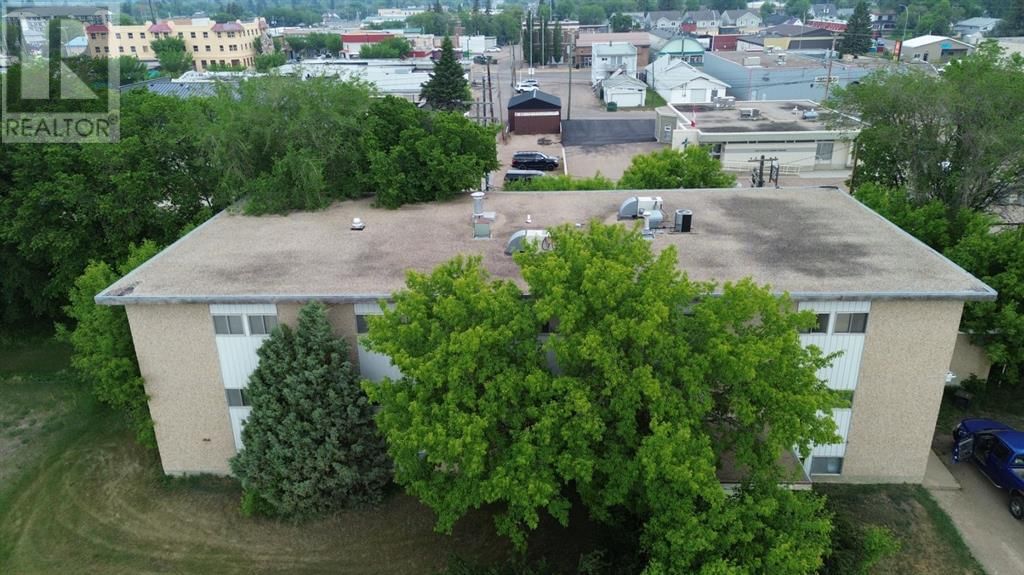 1009 1 AVENUE Image 27