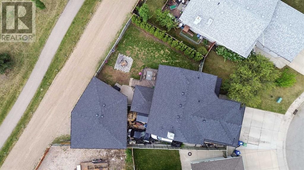 148 STONEGATE CRESCENT NORTHWEST Image 43